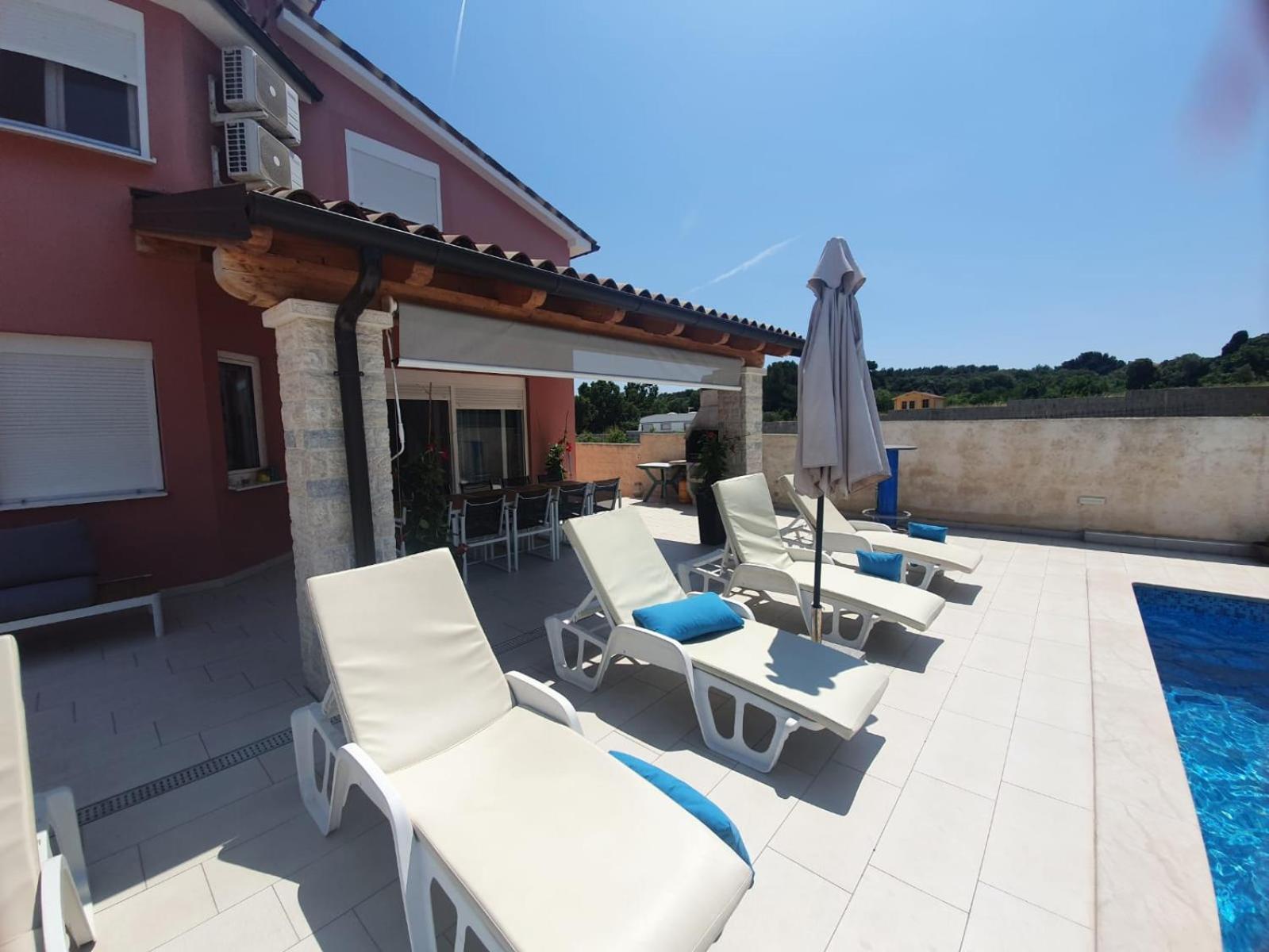 Holiday Home Nikol Pula Exterior foto