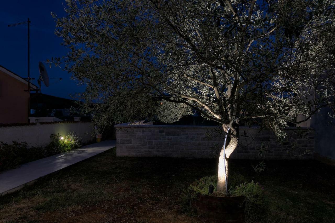 Holiday Home Nikol Pula Exterior foto